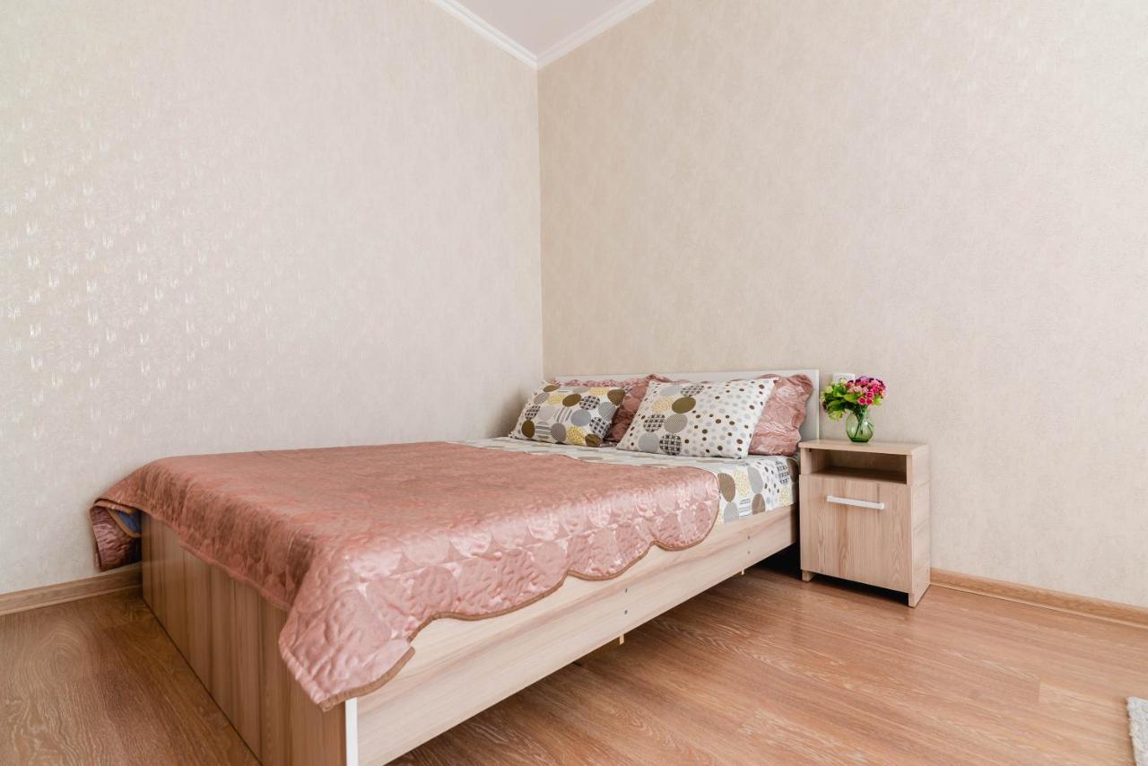Akvarel Apartment Near Adk الماتي المظهر الخارجي الصورة