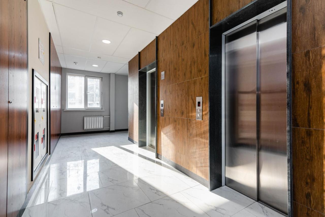 Akvarel Apartment Near Adk الماتي المظهر الخارجي الصورة