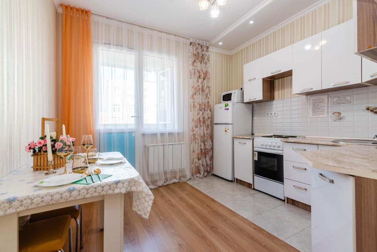 Akvarel Apartment Near Adk الماتي المظهر الخارجي الصورة